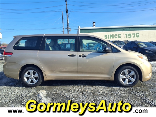 2011 Toyota Sienna Base 7-Passenger:153286B