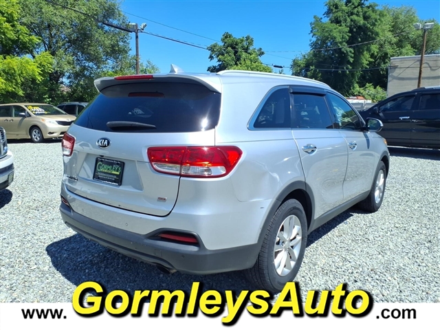 2016 Kia Sorento L:096036B