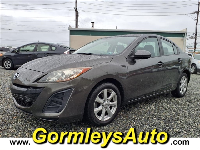 2011 Mazda Mazda3 Touring photo 2