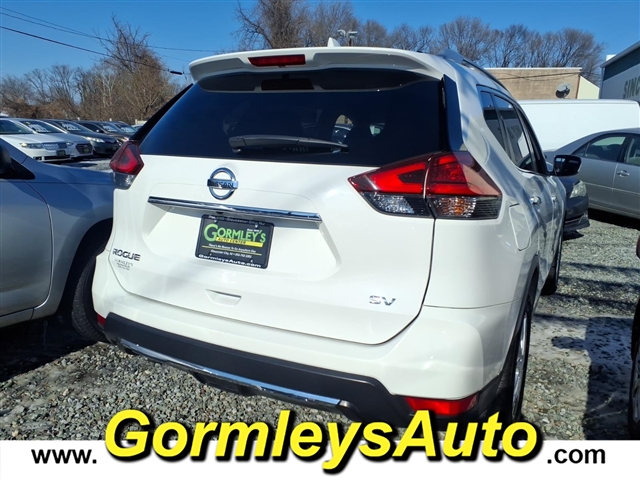 2017 Nissan Rogue S:151585B