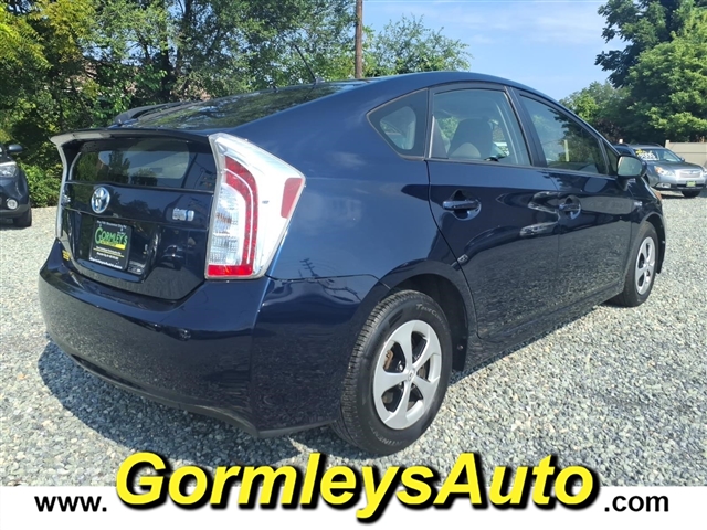 2015 Toyota Prius Two:395658B