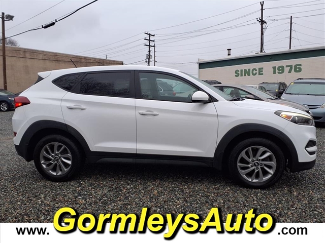 2016 Hyundai TUCSON SE:037460B