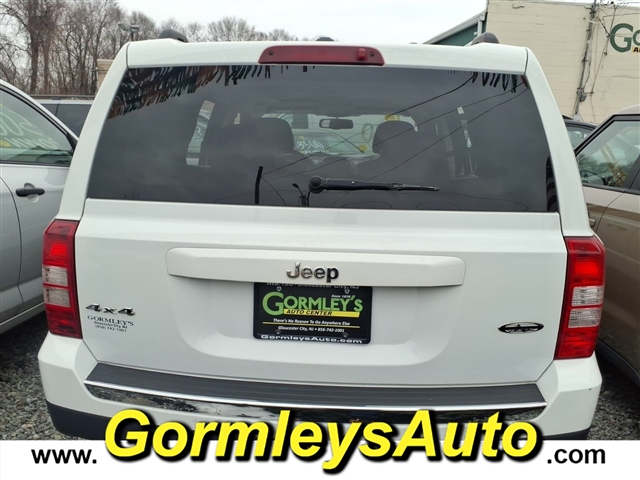 2016 Jeep Patriot Latitude:764851B