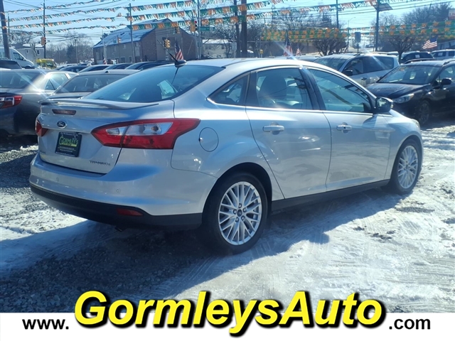 2013 Ford Focus Titanium:249281B
