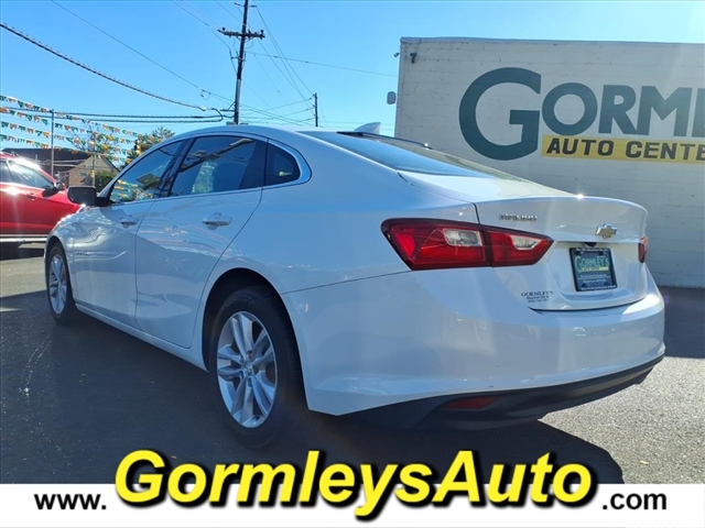 2018 Chevrolet Malibu 1LT photo 3