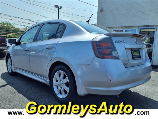 2010 Nissan Sentra photo 3