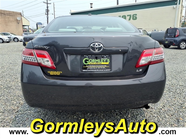 2010 Toyota Camry Base:525575B