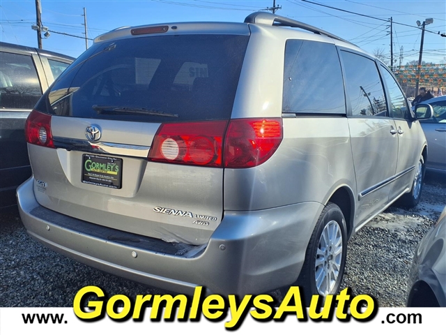 2008 Toyota Sienna XLE:022163B
