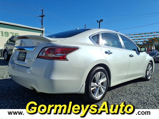 2015 Nissan Altima 2.5 SV photo 3