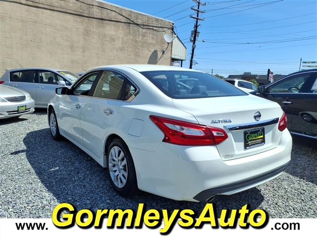 2016 Nissan Altima 2.5 SR:210269B