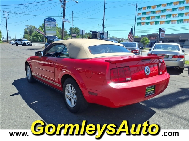 2008 Ford Mustang V6 Deluxe:144760B