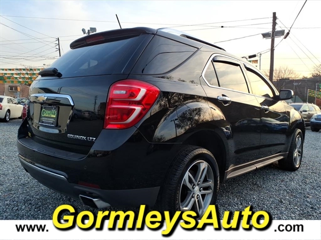 2016 Chevrolet Equinox LTZ photo 2