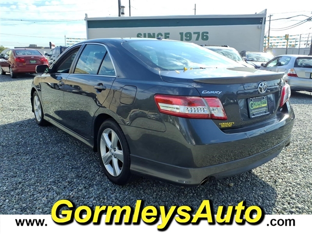 2011 Toyota Camry Base:643283B