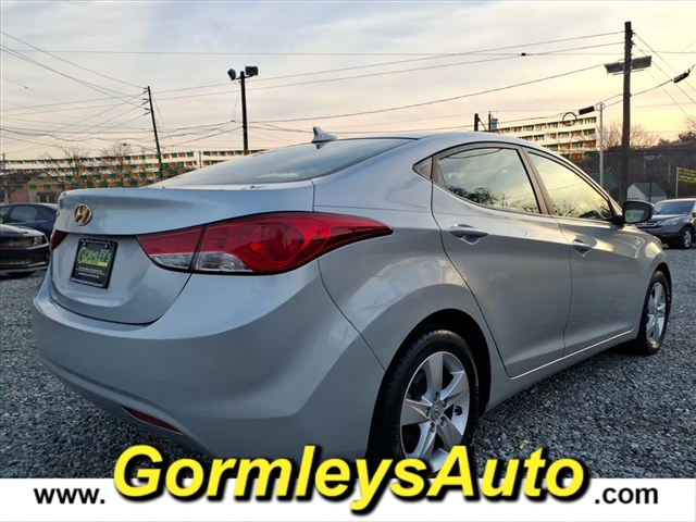 2013 Hyundai Elantra GLS Limited GS SE Tech photo 4