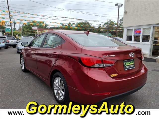 2016 Hyundai ELANTRA Limited:766706B