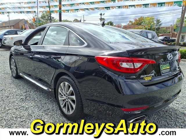 2016 Hyundai SONATA Limited:353387B