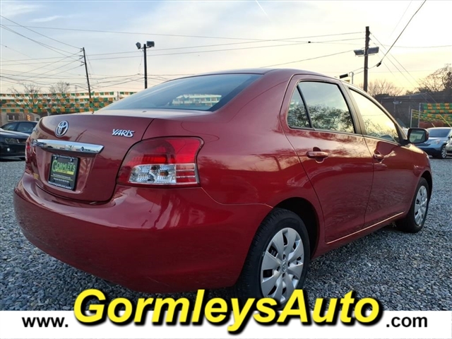 2009 Toyota Yaris S:052145B