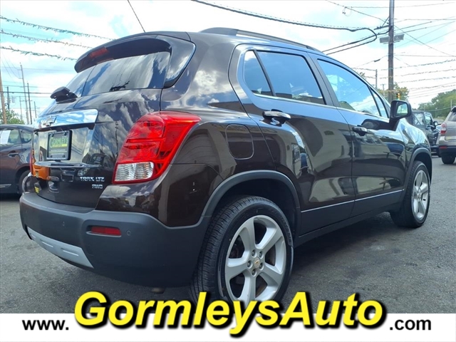 2015 Chevrolet Trax LTZ photo 3