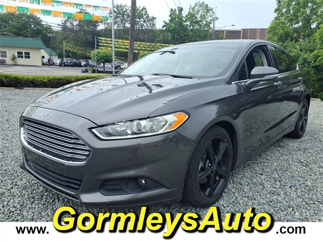 2016 Ford Fusion SE:273378B