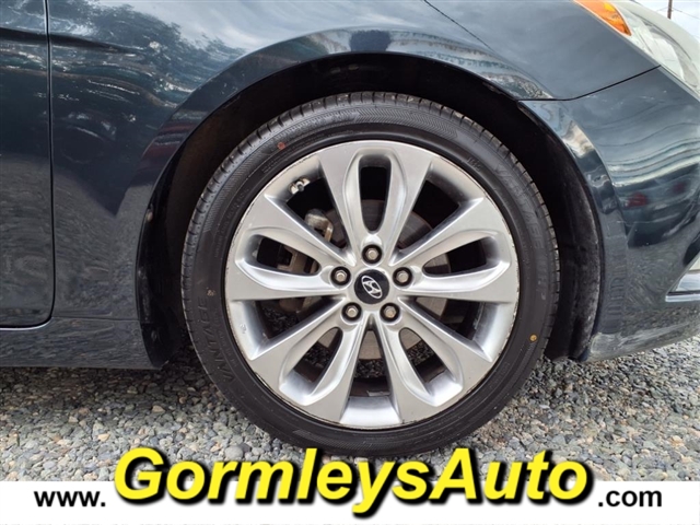 2011 Hyundai Sonata SE photo 5