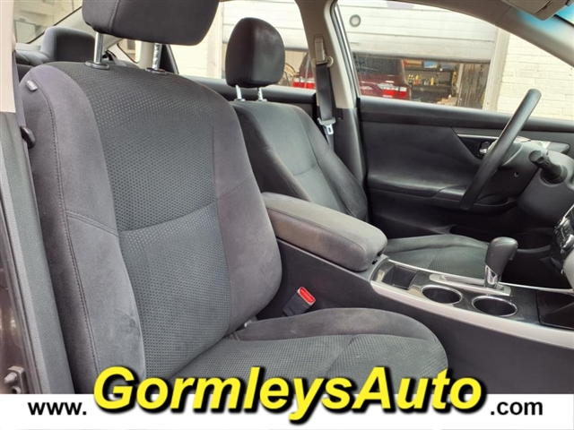 2014 Nissan Altima 2.5 S photo 6