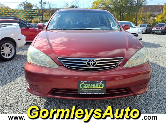 2005 Toyota Camry LE:078642B