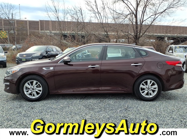 2017 Kia Optima LX:145270B