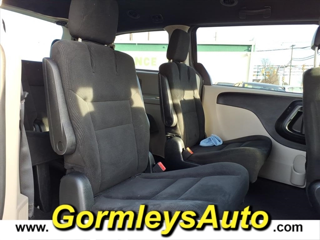 2016 Dodge Grand Caravan SE:365922B