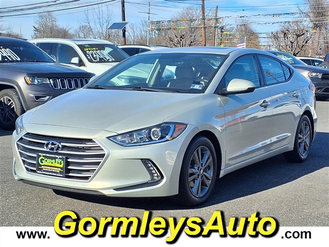 2017 Hyundai ELANTRA SE:164749B