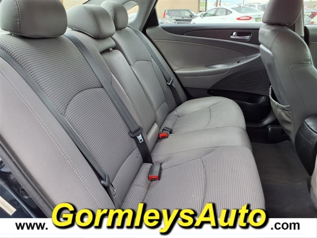 2011 Hyundai Sonata SE photo 7