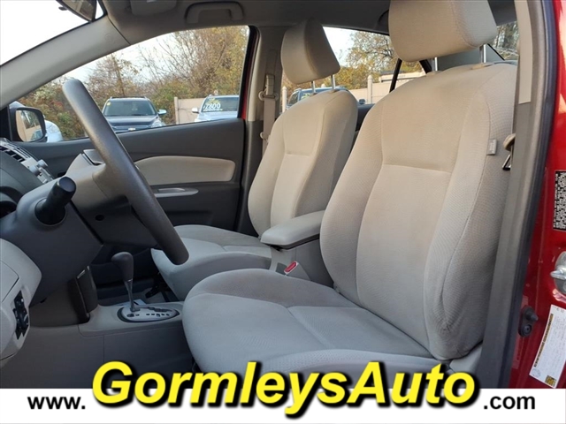 2009 Toyota Yaris S photo 4