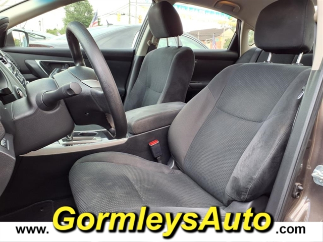 2014 Nissan Altima 2.5 S photo 8