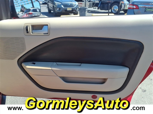 2008 Ford Mustang V6 Deluxe:144760B