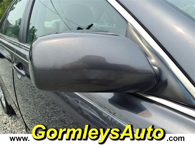 2010 Toyota Camry Base:525575B
