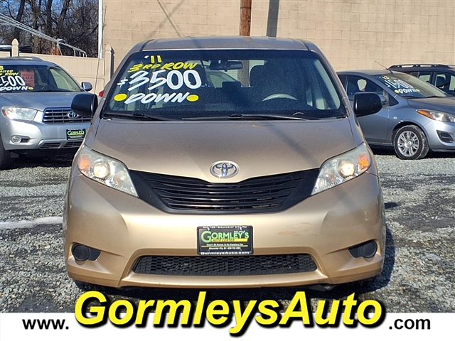 2011 Toyota Sienna Base 7-Passenger:153286B