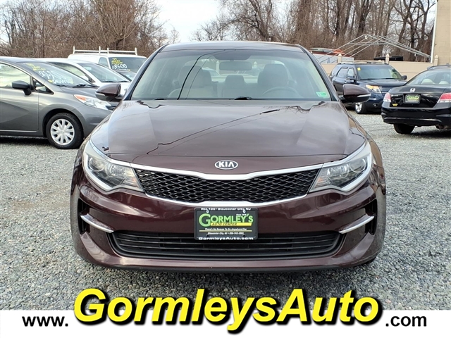 2017 Kia Optima LX:145270B