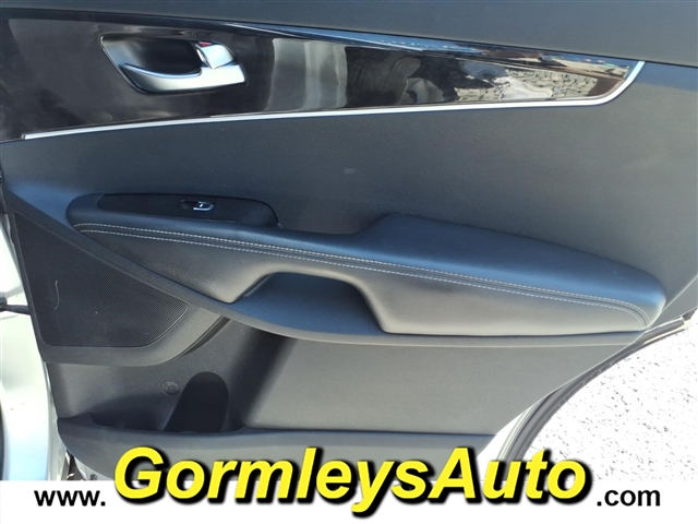 2016 Kia Sorento L:096036B