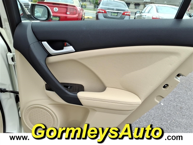 2011 Acura TSX Base:011068B