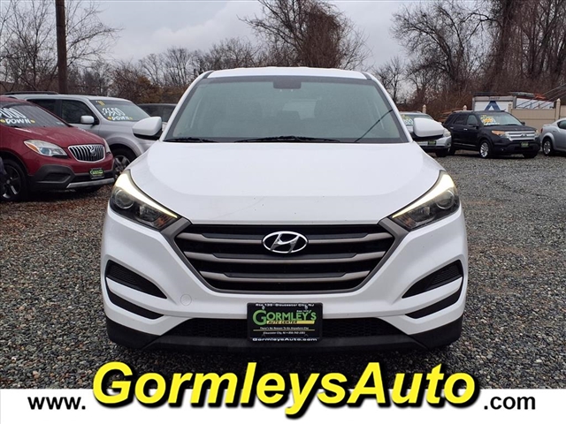 2016 Hyundai TUCSON SE:037460B