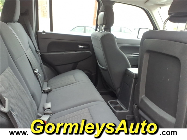 2011 Jeep Liberty Sport Jet:565117B