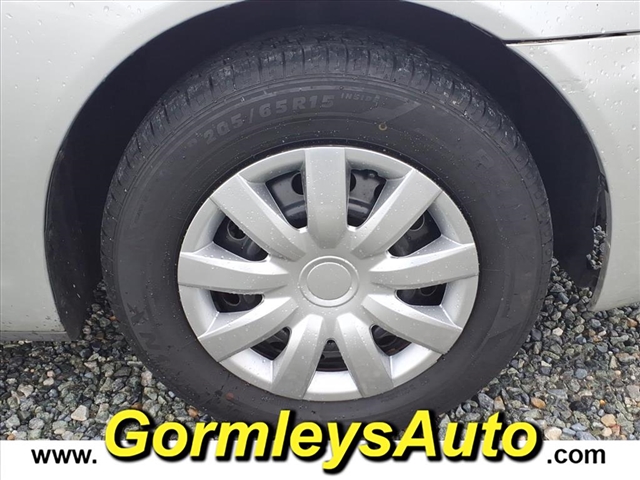 2005 Toyota Camry LE:027197B