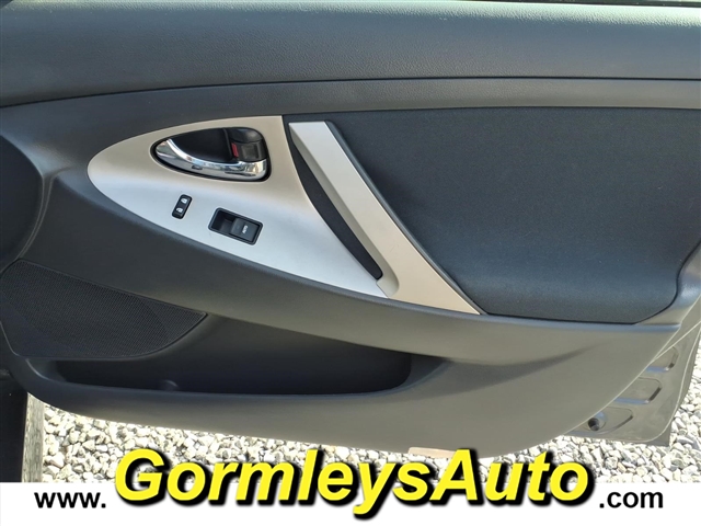 2011 Toyota Camry Base:643283B