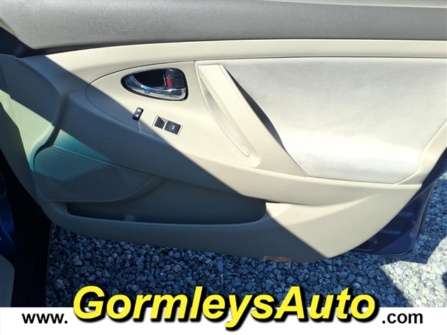 2010 Toyota Camry Base:040406B