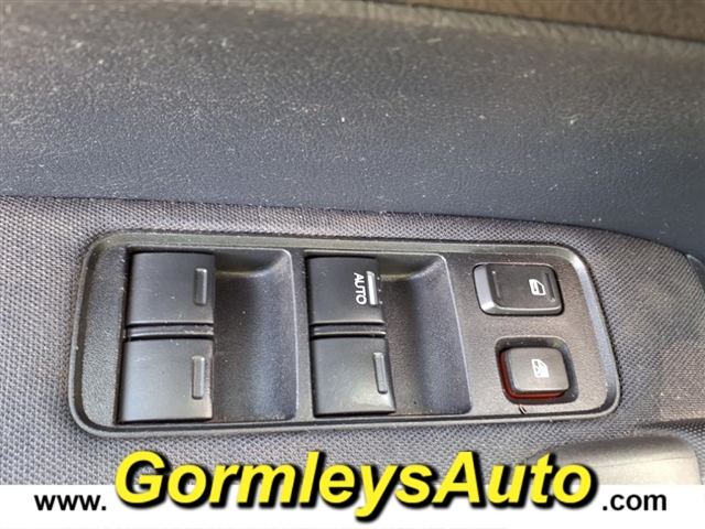 2010 Honda CR-V LX photo 9