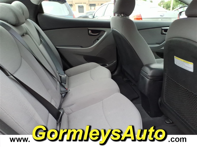 2016 Hyundai ELANTRA Limited:766706B