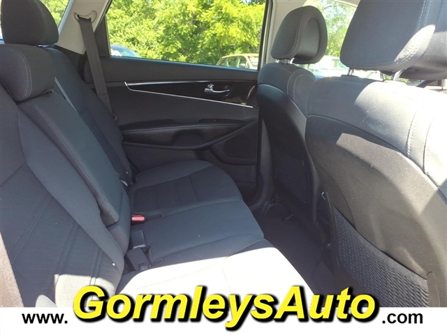 2016 Kia Sorento L:096036B