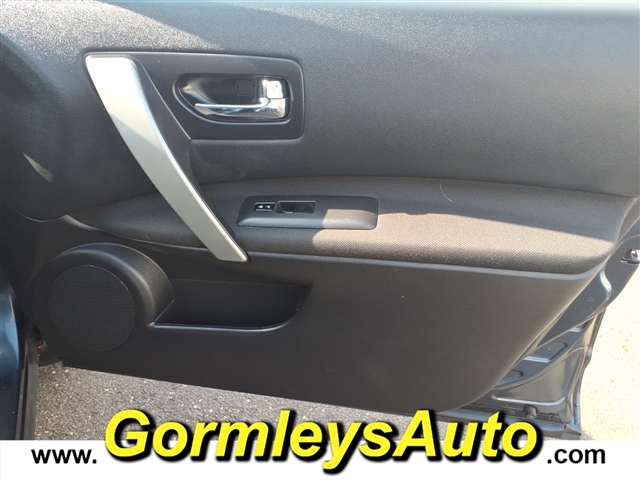 2013 Nissan Rogue S:138738B