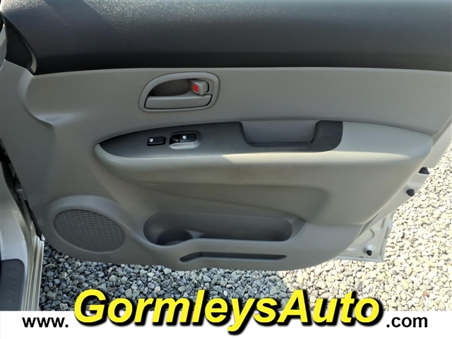 2007 Kia Rondo LX:089888B