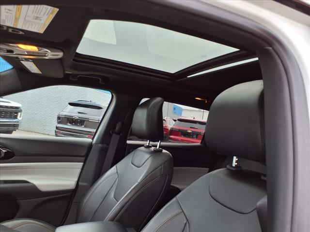 2023 Jeep Compass 