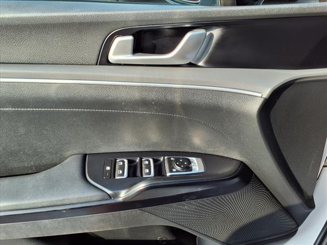 2022 Kia K5 